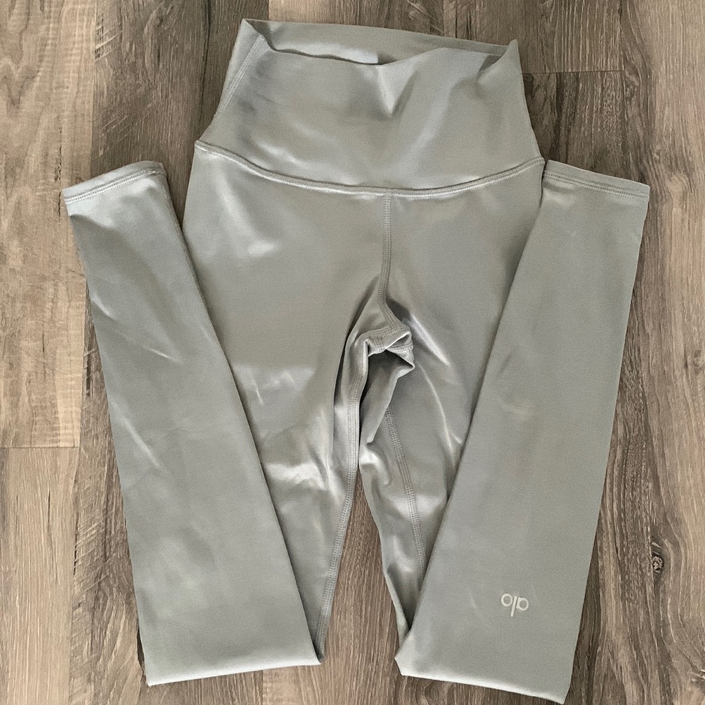 ALO leggings